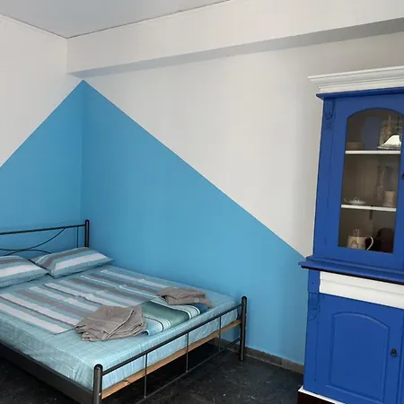 Apartment Alex Hause